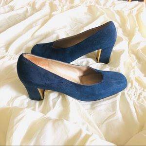 St. John || Pumps Heels Shoes